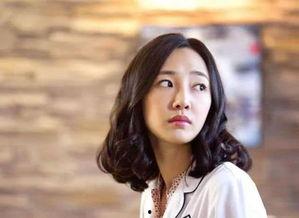 娱乐吃瓜酱吃葡萄的小说,揭秘小说中的娱乐圈风云