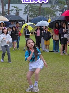 娱乐吃瓜喵散步舞,散步舞带你领略潮流新风尚